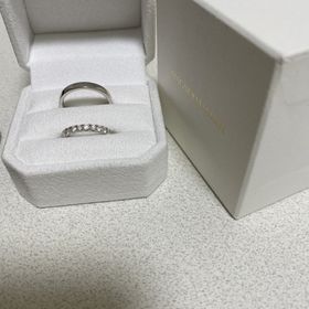 【MAGNOLIA WHITE JEWELRY(マグノリアホワイトジュエリー)の口コミ】 指輪の付け心地、指輪の価格で決めました。
とても、綺麗で大変満足してお…