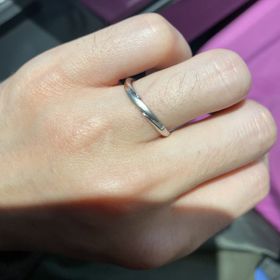 【エクセルコダイヤモンド(EXELCO DIAMOND)の口コミ】 男性の結婚指輪はシンプルなものが多く、もう少しデザイン要素が欲しいが…