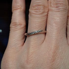 【TANZO.(鍛造指輪)の口コミ】 鍛造法で指輪を作ることで、通常数キロの圧力で変形してしまうのが、50キ…