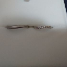 【festaria bijou SOPHIA(フェスタリア ビジュソフィア)の口コミ】 ダイヤの形が星形になっているからです。星のアクセサリーが大好きなので…