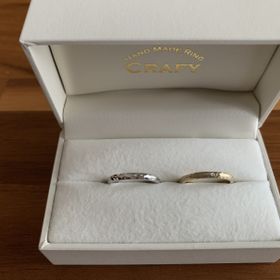 【CRAFY(クラフィ)の口コミ】 手作りなので、デザインは自由です。私たちは、お互いのこれがいいな、を…