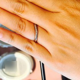 【I's stone(アイズストーン)の口コミ】 最初はシンプルなリングを探していましたが、様々なリングを試着する内に…