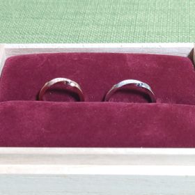 【ichi(イチ)の口コミ】 石地の質感が二人共気に入って店舗を見学に行きその場で決め最終的には2連…