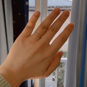 【Galopine & Galopin(ガロピーネガロパン)の口コミ】 プロポーズしてから結婚まではまだ長いと思い、婚約指輪を購入することを…