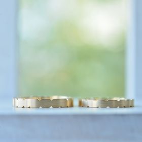 【CRAFY(クラフィ)の口コミ】 よくある指輪じゃ物足りない。そう思っていた時に見つけたのがHAND MADE R…