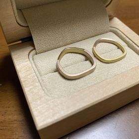 【uchimari(ウチマリ)の口コミ】 まずデザインの多さが凄かったです
無料でできる範囲が広くて
どれを組み…