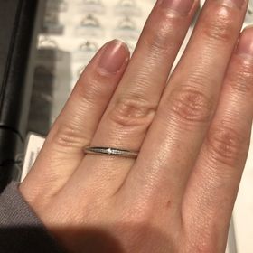 【銀座ダイヤモンドシライシの口コミ】 別店舗でみたミレ打ちが気に入り銀座ダイアモンドシライシでも着用してみ…