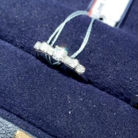 【BIJOUPIKO(ビジュピコ)の口コミ】 リボン型の指輪を探していました。ブランドは違うものの似ているデザイン…