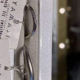 【ジュエリークラフトYAMAJIの口コミ】 ストレートかウェーブ型が気になって来店しました。男性用はウェーブ型で…