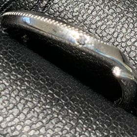 【エクセルコダイヤモンド(EXELCO DIAMOND)の口コミ】 ミルうちが一つ一つ手作業で付けられており、繊細なデザインが魅力的です…