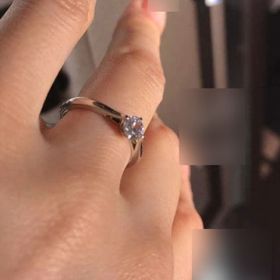 【アイプリモ(I-PRIMO)の口コミ】 リングデザインはベーシックですが、その分造りとしてしっかりとしており…