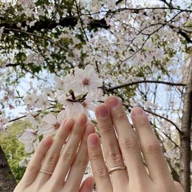 【Love Bond(ラブボンド)の口コミ】 (女性用)プラチナとピンクゴールドで迷っていたので、間を取ったようなデ…