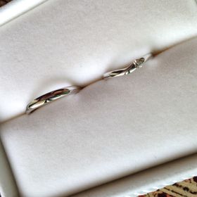 【TRECENTI(トレセンテ)の口コミ】 シンプルで飽きのこないデザインが気に入ったことに加え、双子ダイヤモン…