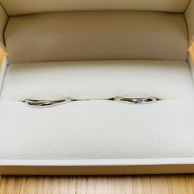 【CRAFY(クラフィ)の口コミ】 ブランドの指輪は決まったデザインですが
ここの指輪は一から自分で作れる…