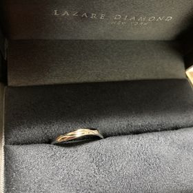 【ラザール ダイヤモンド(LAZARE DIAMOND)の口コミ】 まずは何店舗かまわって気に入ったデザインがあるか探し回りました。実際…