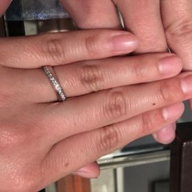 【俄(にわか)の口コミ】 ダイヤモンドの輝きがしっかりとしたリングを探していましたが、エタニテ…