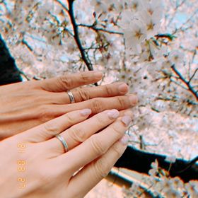 【アイプリモ(I-PRIMO)の口コミ】 妻と2人で婚約指輪を選ぶ際に、結婚指輪も見せていただきました。
その時…