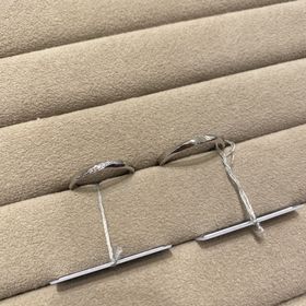 【TRECENTI(トレセンテ)の口コミ】 自分の手に合うデザイン、リングの着け心地が良かったところ（内甲丸が平…