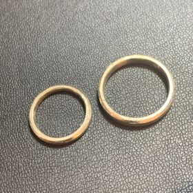 【hum(ハム)】の口コミ 婚約指輪も同じhumさんで購入しました。
その際に主人もとても気に入っ...