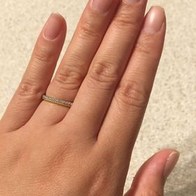 【RosettE(ロゼット)の口コミ】 ・仕事では着けないので少し派手目のデザインが良かった
・イエローゴール…