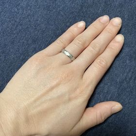 【MIORING(ミオリング)の口コミ】 店頭で決める際にあらかじめ下調べをしていた時点で
ミオリングさんの指輪…