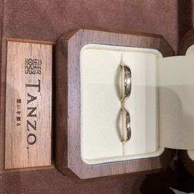 【TANZO.(鍛造指輪)の口コミ】 指輪のデザインは自分達で1から決めることもでき指輪の色や加工方法も豊富…
