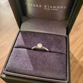 【ラザール ダイヤモンド(LAZARE DIAMOND)の口コミ】 ダイヤモンドの美しさが売りのブランドに決めていたので、その中でも特に…