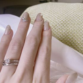 【Mariage ent(マリアージュエント)の口コミ】 細身のデザイン
重ね付けできるタイプ

入籍後は毎日着用予定だったため、…