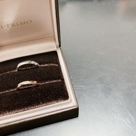 【アイプリモ(I-PRIMO)の口コミ】 デザインがとても可愛くて試着時にとても気に入ったから。
ツヤ消しによっ…