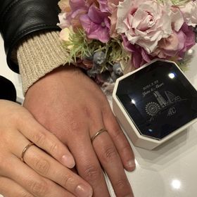 【4℃ BRIDAL(ヨンドシーブライダル)の口コミ】 あまりキラキラしすぎない色を探していたところ、シャンパンゴールドがと…