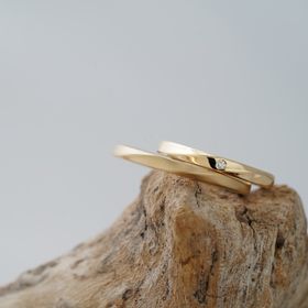 【THREE TREES(スリーツリーズ)の口コミ】 結婚指輪をどこで購入するか迷っている時に知り合いにこのお店を教えても…