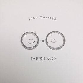 【アイプリモ(I-PRIMO)の口コミ】 この指輪は他にはないデザインで、リバーシブルに使えます。ダイヤがつい…