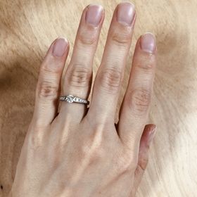 【ラザール ダイヤモンド(LAZARE DIAMOND)の口コミ】 カジュアルに普段使いしたい、でもフォーマルな場や特別なお出かけの時に…