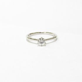 【輪-RIN-の口コミ】 シンプルなデザインを好んでいたため、指輪のラインはまっすぐのタイプに…