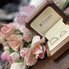 【TANZO.(鍛造指輪)の口コミ】 旦那が結婚指輪はこだわりたいとのことで、色々調べてくれオーダーで鍛造…