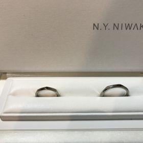 【N.Y.NIWAKA(ニューヨークニワカ)の口コミ】 プロポーズのときNIWAKAの婚約指輪をもらったときから結婚指輪もNIWAKAに…