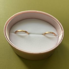 【insembre(インセンブレ)の口コミ】 結婚指輪の条件は、価格がなるべく安く、婚約指輪と重ね付けした時に可愛…