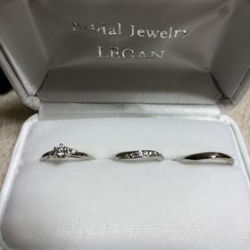 【LEGAN(レガン)の口コミ】 シンプルですがダイヤモンドの存在感はしっかりしており、とてもキレイで…