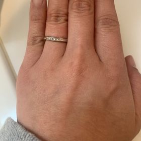 【アンジェリックフォセッテ(Angelique Fossette)の口コミ】 1番の決めてのなったのは低価格なところです。
またこの指輪を選んだのは…