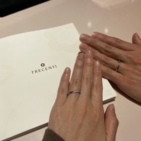 【TRECENTI(トレセンテ)の口コミ】 他のブランドもいろいろ回ったのですが、一番指輪の内側の触り心地・つけ…