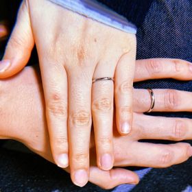 【AURORA GRAN(オーロラグラン)の口コミ】 結婚指輪はシンプルなデザインが良い！と夫婦ともに思っていたので、イメ…
