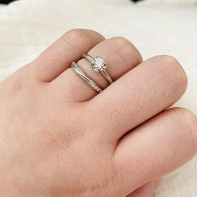 【ブルガリ(BVLGARI)の口コミ】 デザインはダイヤの大きさが実際に付いているものより着けた時に大きく見…