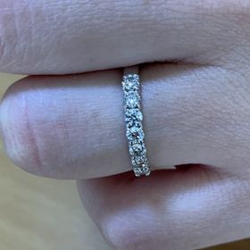 【Velicia(ヴェリシア)】の口コミ デザインが気に入りました。いろいろ店舗に回ったが、中々決められなくて、...