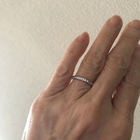 【アイプリモ(I-PRIMO)の口コミ】 恥ずかしながらの60歳の還暦婚。年季の入った指にはシンプルよりゴージャ…