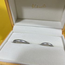 【ケイウノ ブライダル(K.UNO BRIDAL)の口コミ】 2人で純金糸を結ぶセレモニーがある事が決め手です。
2人で指輪を決めて、…