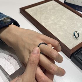 【SORA(ソラ)の口コミ】 鮮やかな発色が魅力です！ストレートでシンプルなものを探していましたが…