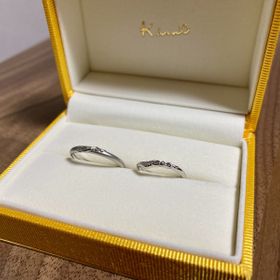 【ケイウノ ブライダル(K.UNO BRIDAL)の口コミ】 花冠をモチーフしたデザインが非常に素敵で一眼見てピンときました。
私の…