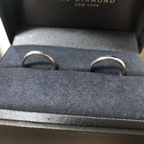 【ラザール ダイヤモンド(LAZARE DIAMOND)の口コミ】 デザインがシンプルな中にもちょっとした拘りがあり、他との差別化をして…