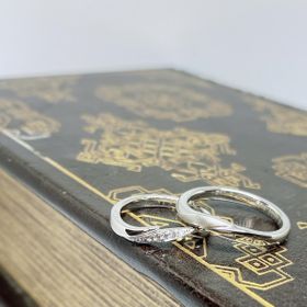 【アイプリモ(I-PRIMO)の口コミ】 ウェーブラインの指輪が2人でいいとなっていたので探していた所アイプリモ…