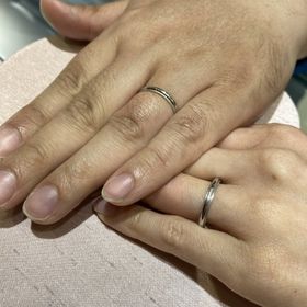 【TRECENTI(トレセンテ)の口コミ】 上下ミル打ちのデザインを探していました。
派手過ぎない繊細なミル打ちと…